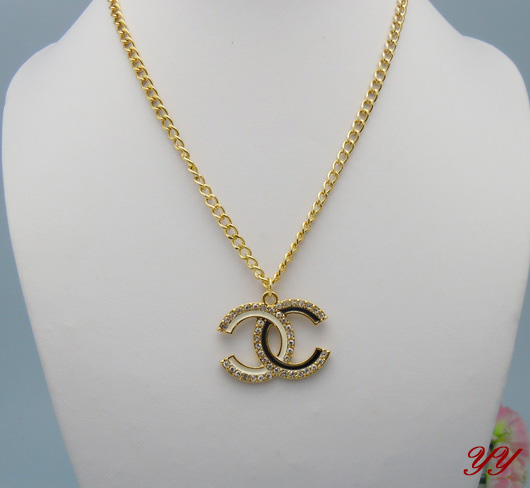 Collana Chanel Modello 147